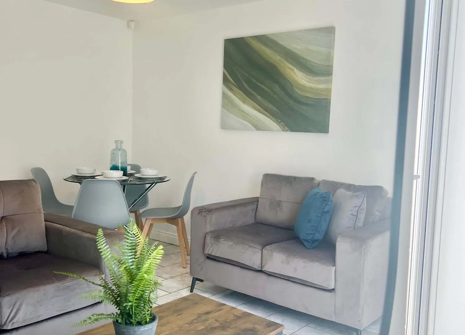 Farrier House By Blue Skies Stays Lackenby